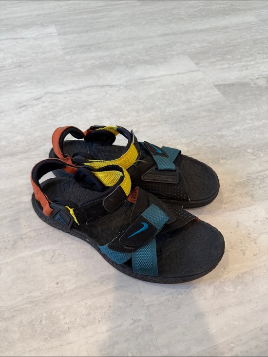 Nike ACG Shoes - Nike ACG Air Deschutz Sports sandals